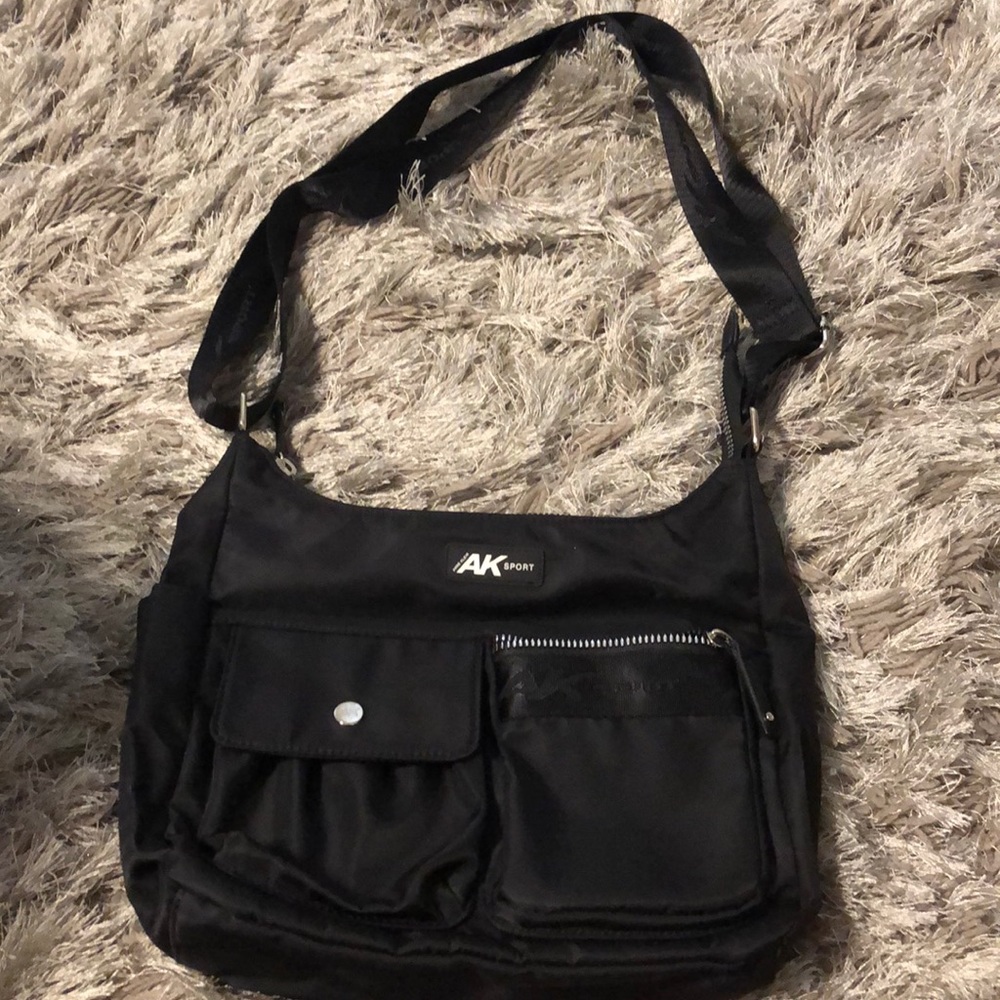 Anne Klein AK Sport purse